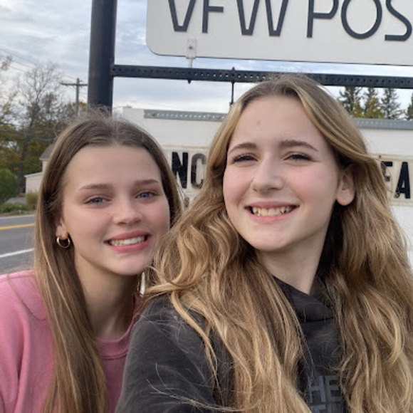 Meet your Posher, Piper - Picture 1 of 1